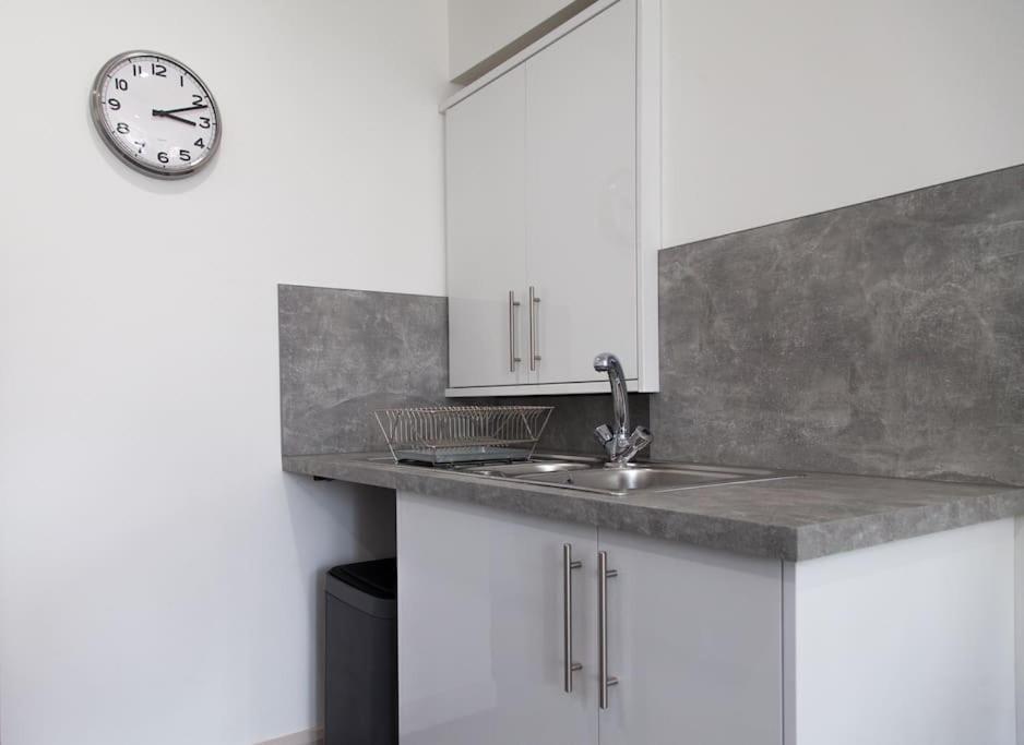 Stunning 2 Bed Apartment With Sea Views, Penzance Zewnętrze zdjęcie