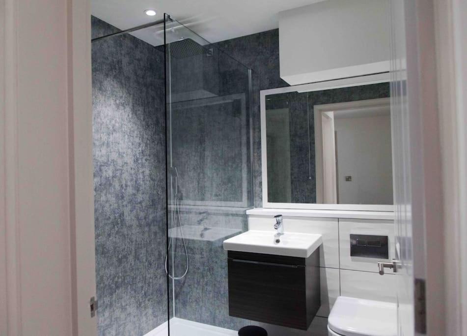 Stunning 2 Bed Apartment With Sea Views, Penzance Zewnętrze zdjęcie