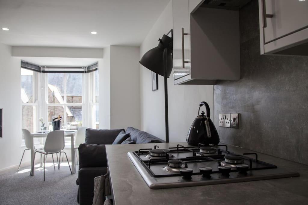 Stunning 2 Bed Apartment With Sea Views, Penzance Zewnętrze zdjęcie