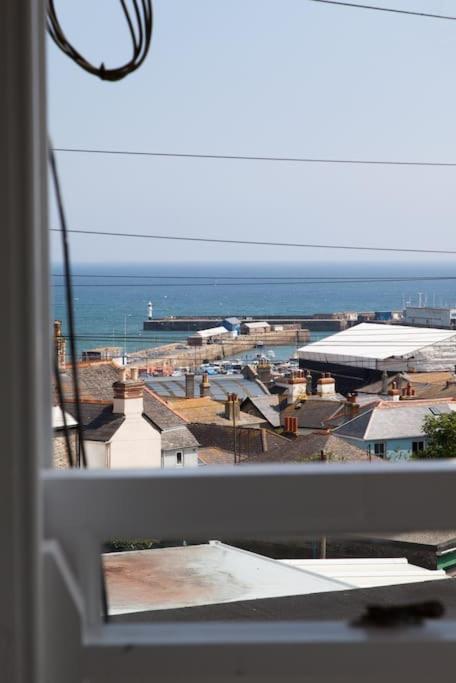 Stunning 2 Bed Apartment With Sea Views, Penzance Zewnętrze zdjęcie
