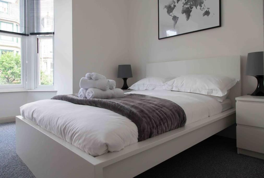 Stunning 2 Bed Apartment With Sea Views, Penzance Zewnętrze zdjęcie